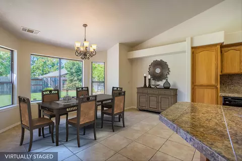 2978 Dawnridge Dr, Redding, CA 96001 photo 7