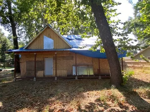 6732 Riverside Dr, Redding, CA 96001 photo 1