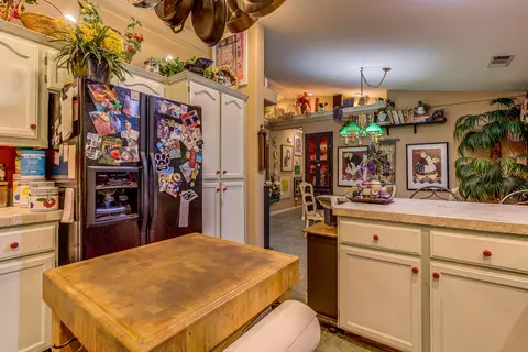 3965 Meadow Oak Way, Redding, CA 96002 photo 10