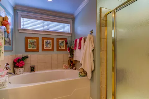 3965 Meadow Oak Way, Redding, CA 96002 photo 22