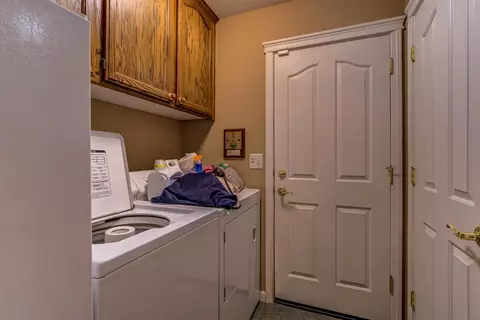 3965 Meadow Oak Way, Redding, CA 96002 photo 12