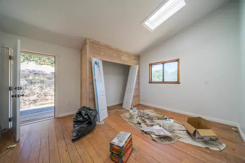 10810 Oak Run Rd, Oak Run, CA 96069 photo 8