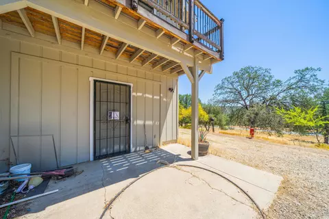 10810 Oak Run Rd, Oak Run, CA 96069 photo 3