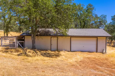 10810 Oak Run Rd, Oak Run, CA 96069 photo 14