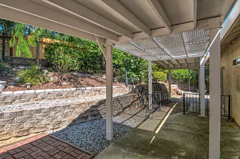 1730 Galway Dr, Redding, CA 96001 photo 20