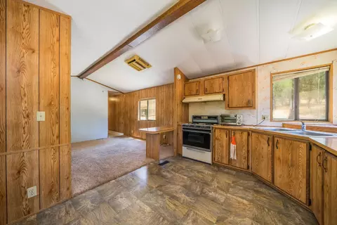21325 Old Alturas Rd, Redding, CA 96003 photo 12