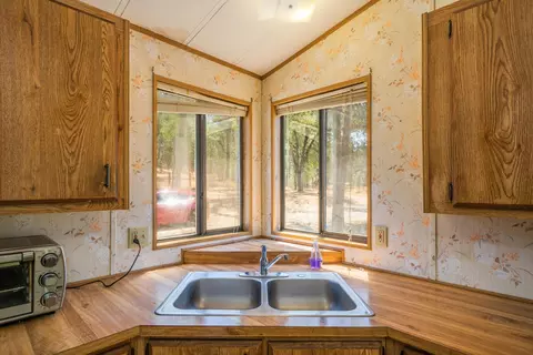 21325 Old Alturas Rd, Redding, CA 96003 photo 11