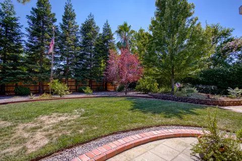 2063 Princeton Way, Redding, CA 96003 photo 32