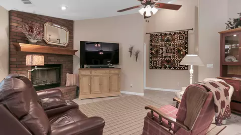2063 Princeton Way, Redding, CA 96003 photo 7