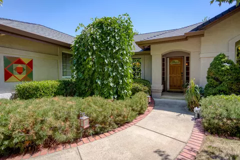 2063 Princeton Way, Redding, CA 96003 photo 23