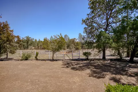 11952 Neal Ln, Redding, CA 96003 photo 61