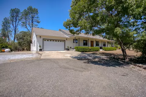 11952 Neal Ln, Redding, CA 96003 photo 2