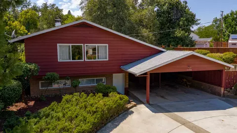 1170 Almond Ave, Redding, CA 96001 photo 3