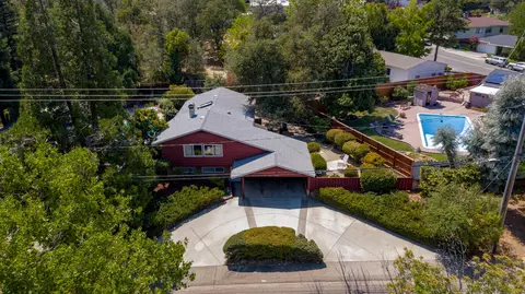 1170 Almond Ave, Redding, CA 96001 photo 5