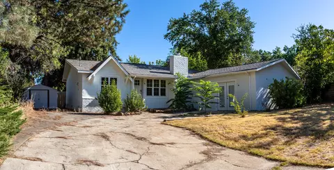 2188 Belladonna St, Redding, CA 96002 photo 1