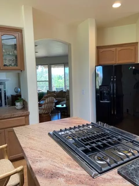 1225 River Rdg, Redding, CA 96003 photo 12
