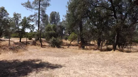 21308 Faith Ave, Redding, CA 96003 photo 11