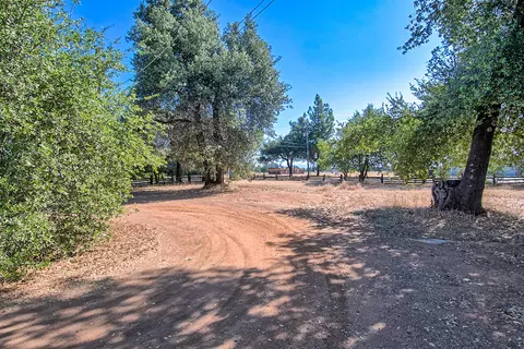 8770 Airport Rd, Redding, CA 96002 photo 38