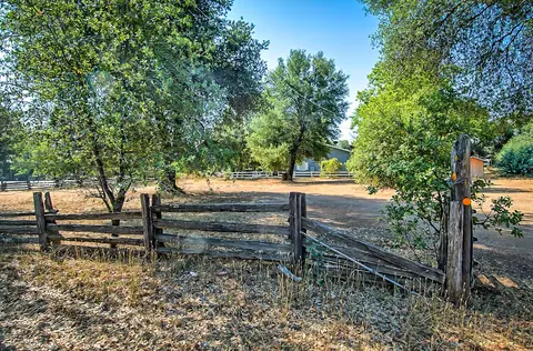 8770 Airport Rd, Redding, CA 96002 photo 46