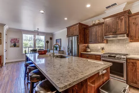 1327 Spanish Bay Dr, Redding, CA 96003 photo 7