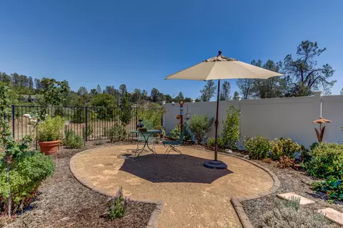 1327 Spanish Bay Dr, Redding, CA 96003 photo 27