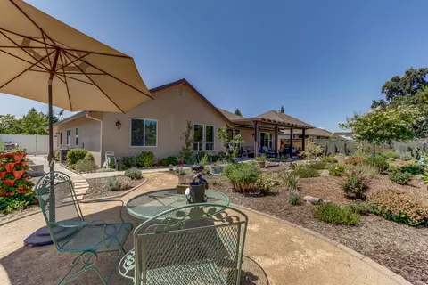 1327 Spanish Bay Dr, Redding, CA 96003 photo 26