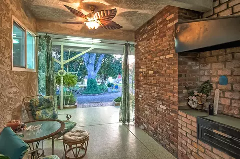 9856 Logan Rd, Redding, CA 96003 photo 6