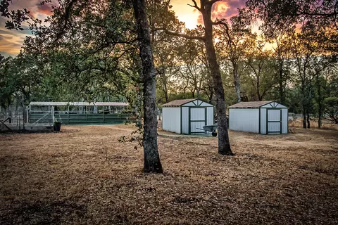 9856 Logan Rd, Redding, CA 96003 photo 12