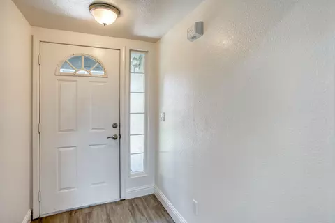 2000 Spur Ct, Redding, CA 96002 photo 5