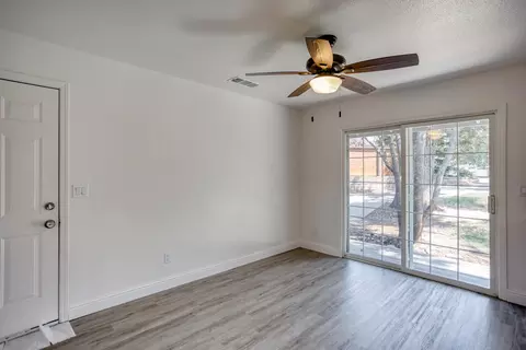 2000 Spur Ct, Redding, CA 96002 photo 11
