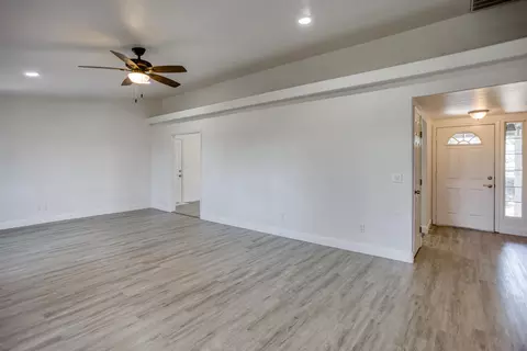 2000 Spur Ct, Redding, CA 96002 photo 7