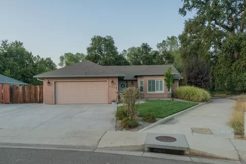 2776 Garnet Ct, Redding, CA 96001 photo 1