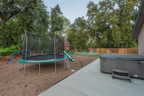 2776 Garnet Ct, Redding, CA 96001 photo 22