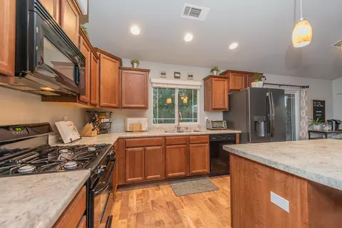 2776 Garnet Ct, Redding, CA 96001 photo 48