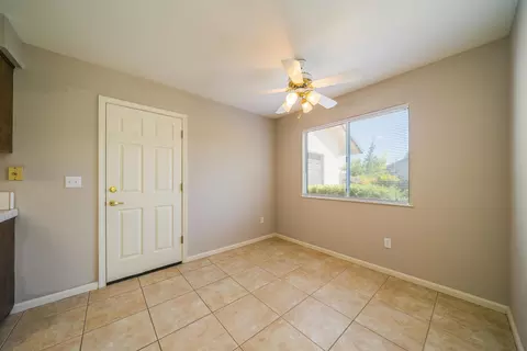 2735 Howard Dr, Redding, CA 96001 photo 3