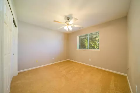 2735 Howard Dr, Redding, CA 96001 photo 15