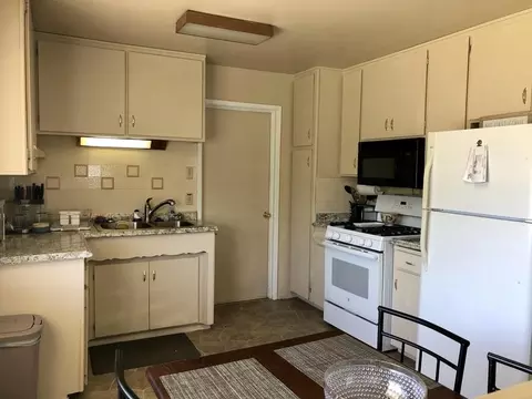 2146 Venus Way, Redding, CA 96002 photo 9