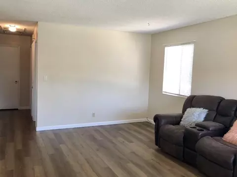 2146 Venus Way, Redding, CA 96002 photo 5
