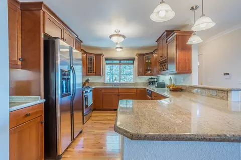 751 Stonebriar Trl, Redding, CA 96003 photo 4