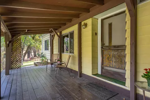 13847 Calm Crk, Redding, CA 96003 photo 2