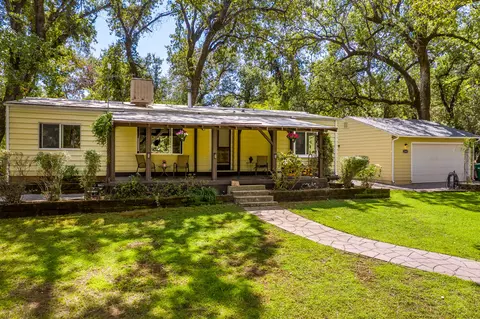 13847 Calm Crk, Redding, CA 96003 photo 1