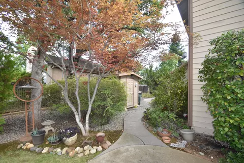 1827 Gold Hills Dr, Redding, CA 96003 photo 27