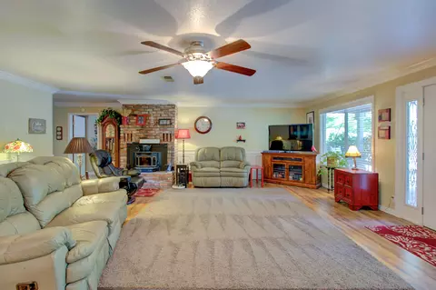 24265 Electric Ave, Red Bluff, CA 96080 photo 11