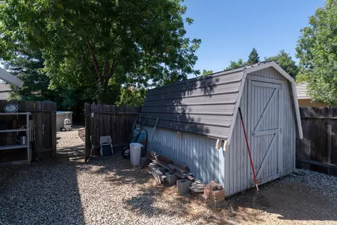4170 Windwood Dr, Redding, CA 96002 photo 40
