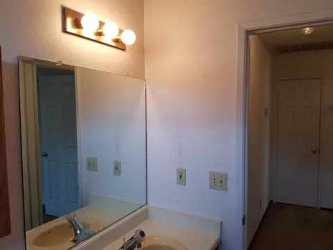 1636 Sterling Dr, Redding, CA 96003 photo 32