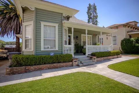 1138 Washington St, Red Bluff, CA 96080 photo 2