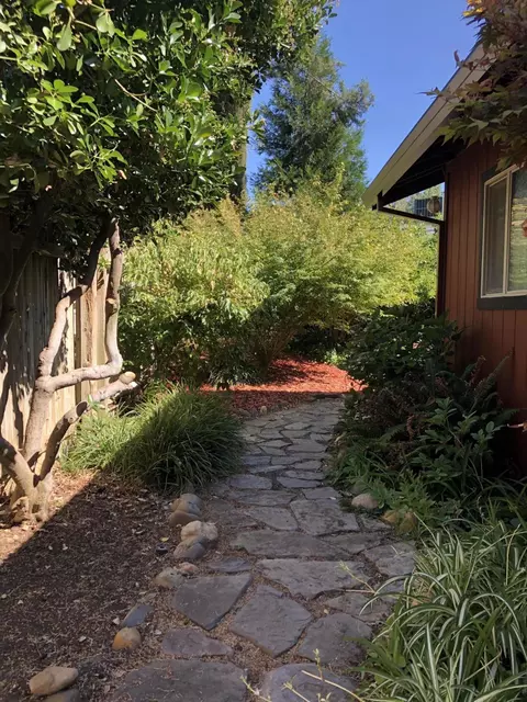 2221 Jessica Way, Redding, CA 96002 photo 14