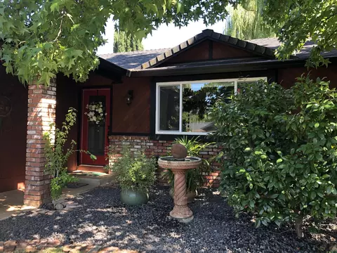 2221 Jessica Way, Redding, CA 96002 photo 1