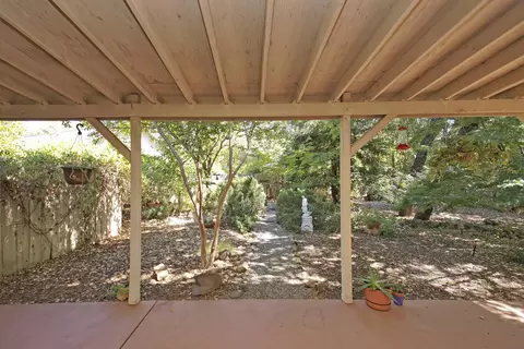 966 Edgewood Ct, Redding, CA 96003 photo 29
