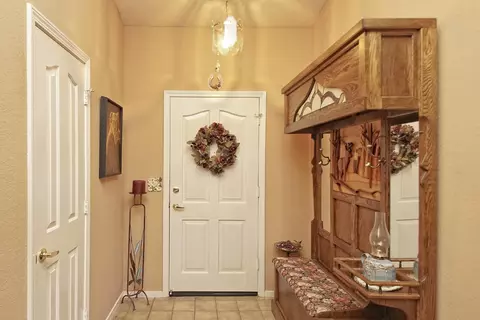 966 Edgewood Ct, Redding, CA 96003 photo 7